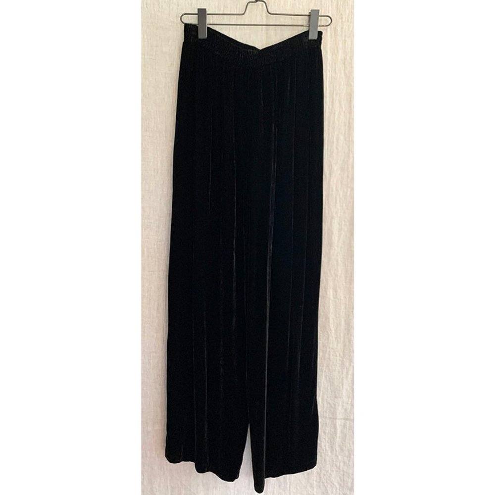 Black velvet full pants